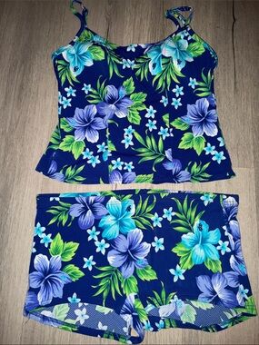 Vintage St. John’s Bay- Navy Floral Tankini Set with Blue & Green Hibiscus